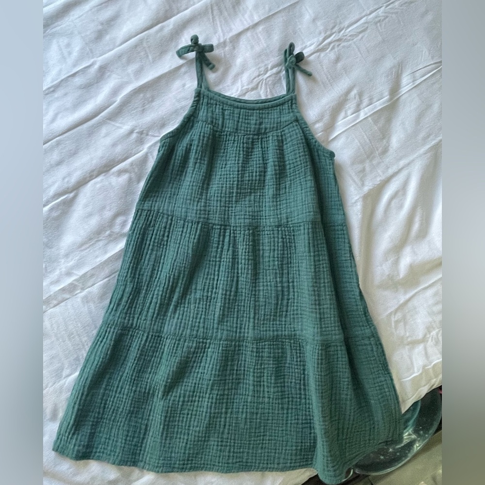 Girls size 8 Cat & Jack Textured Green Casual Dress